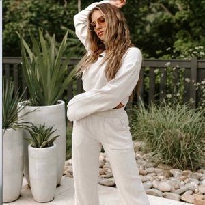 Kittenish long sleeve crop top